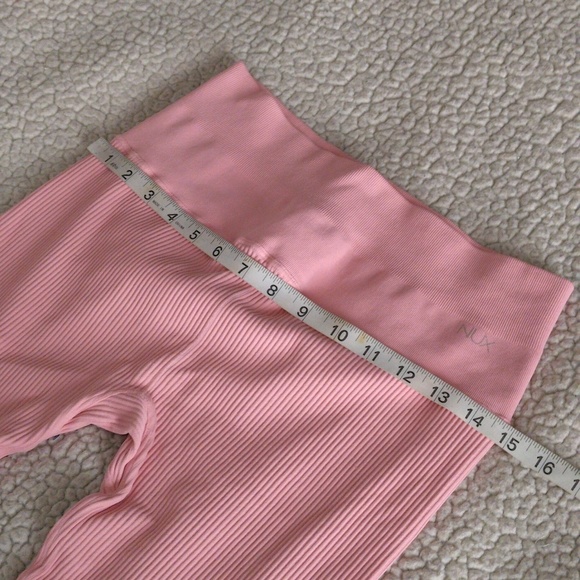 Nux Size Medium Pink Ribbed Ruffle Hem Leggings - Picture 7 of 11